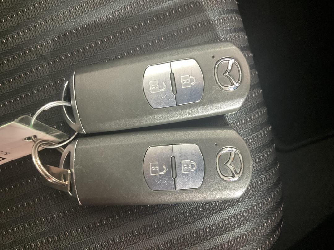 Photo '22' of Mazda Axela Photo '22' of Mazda Axela