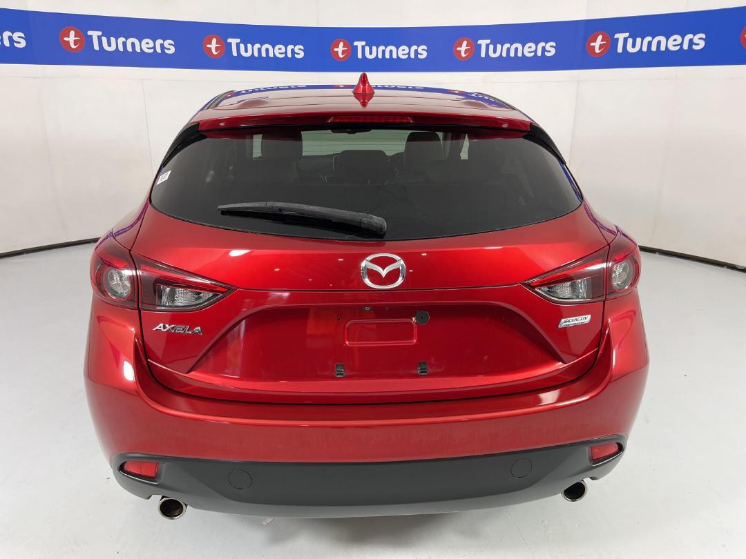 Photo '6' of Mazda Axela