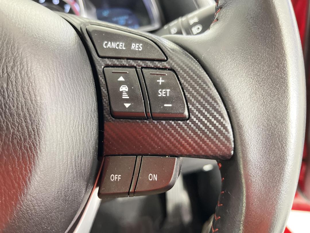 Photo '26' of Mazda Axela