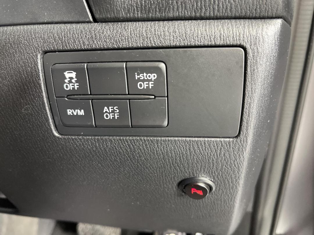 Photo '26' of Mazda Axela Photo '26' of Mazda Axela