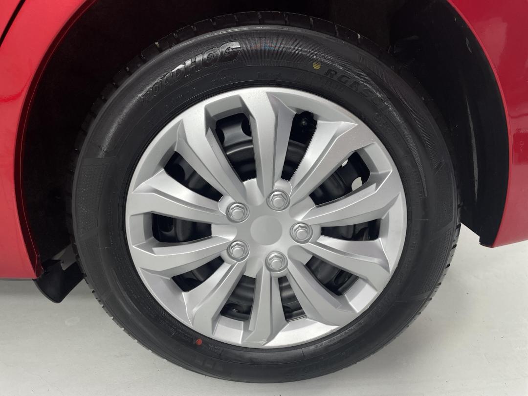 Photo '11' of Mazda Axela