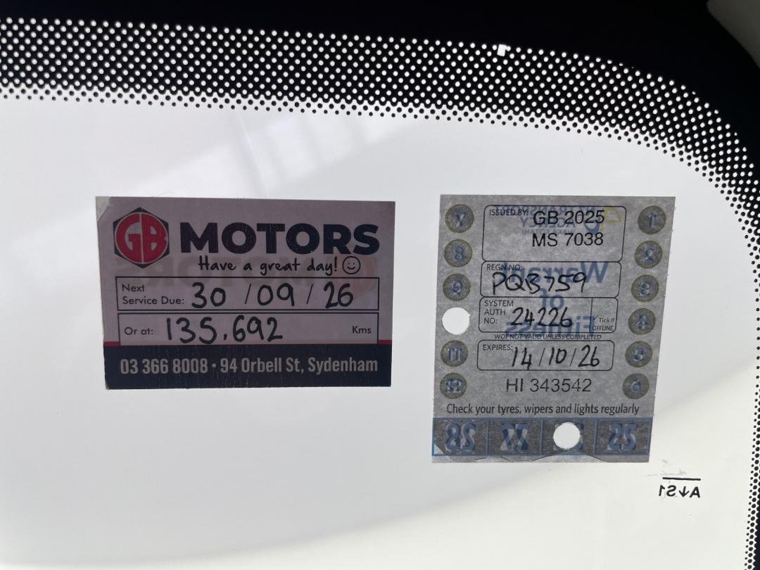 Photo '27' of Mazda Axela