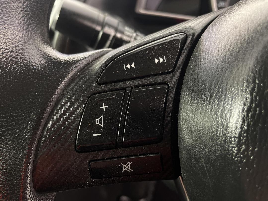 Photo '25' of Mazda Axela