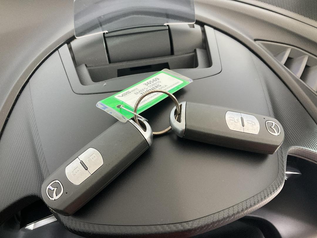 Photo '22' of Mazda Axela