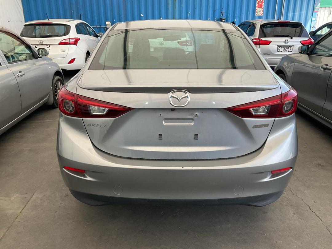 Photo '5' of Mazda Axela Photo '5' of Mazda Axela