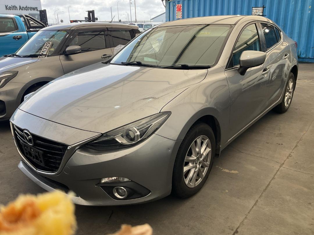 Photo '3' of Mazda Axela Photo '3' of Mazda Axela