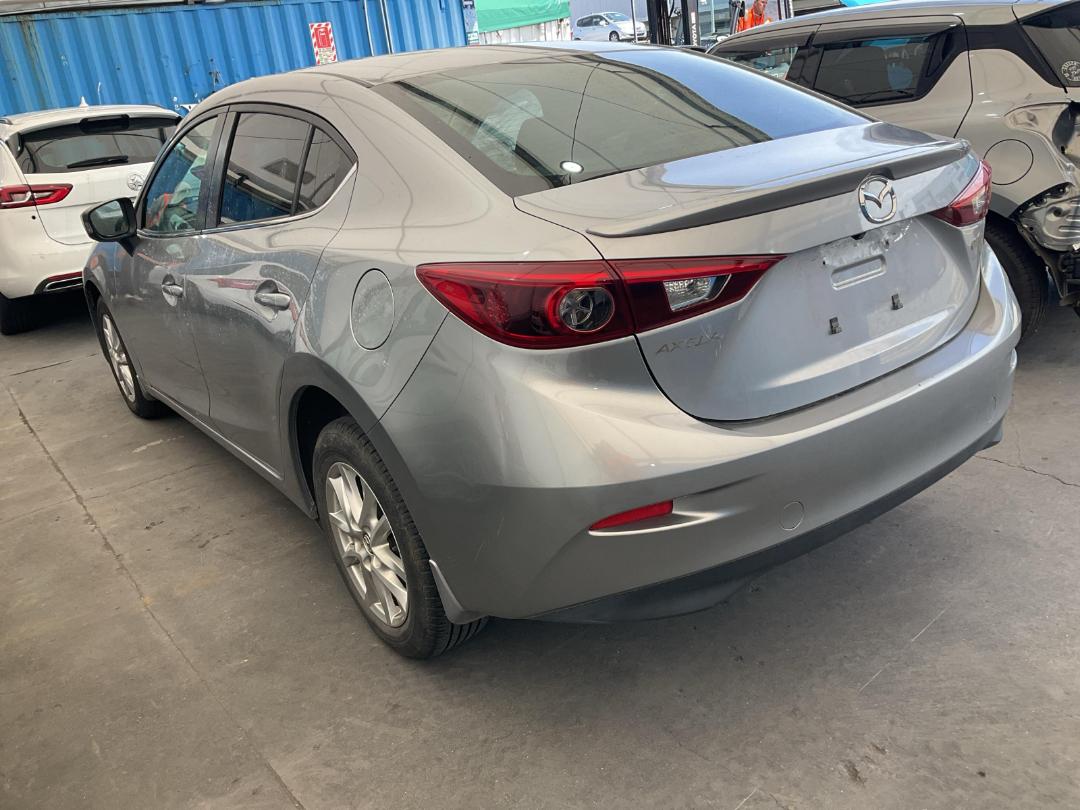 Photo '4' of Mazda Axela Photo '4' of Mazda Axela