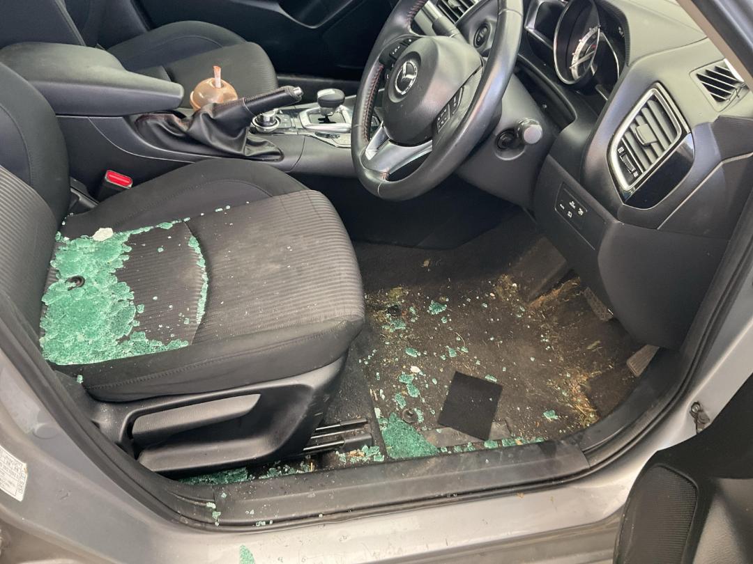 Photo '8' of Mazda Axela Photo '8' of Mazda Axela