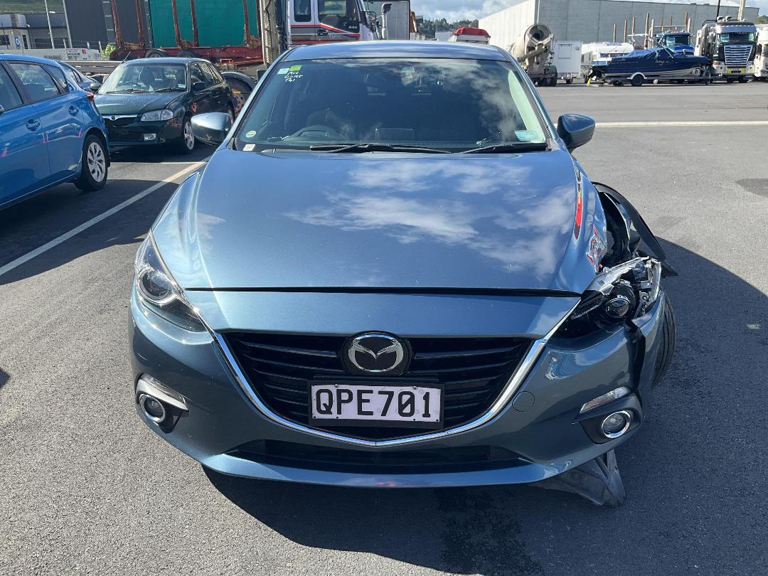 Photo '7' of Mazda Axela Photo '7' of Mazda Axela