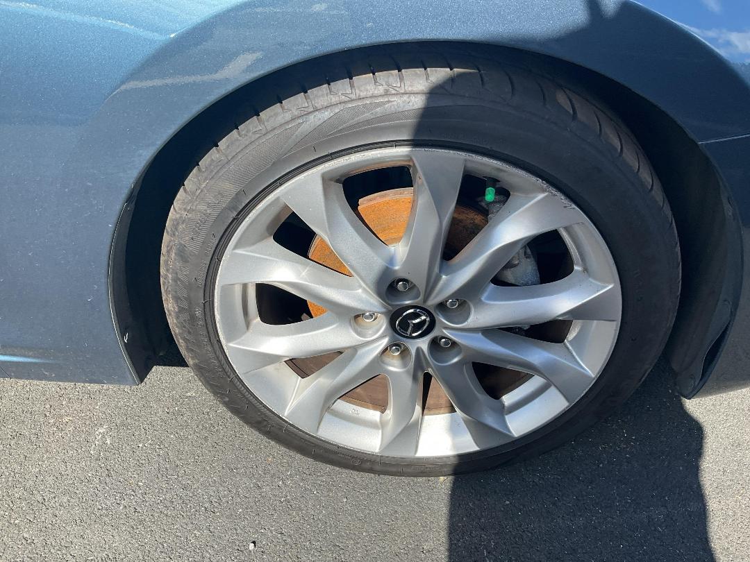 Photo '10' of Mazda Axela Photo '10' of Mazda Axela