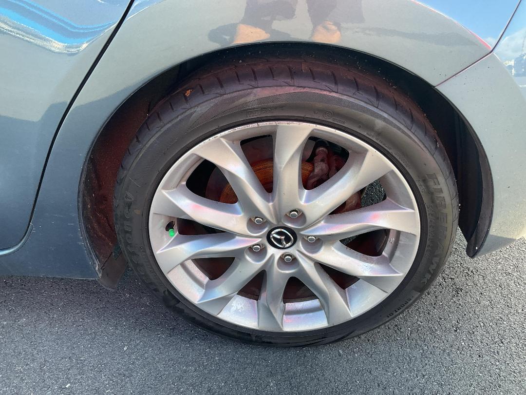 Photo '12' of Mazda Axela Photo '12' of Mazda Axela