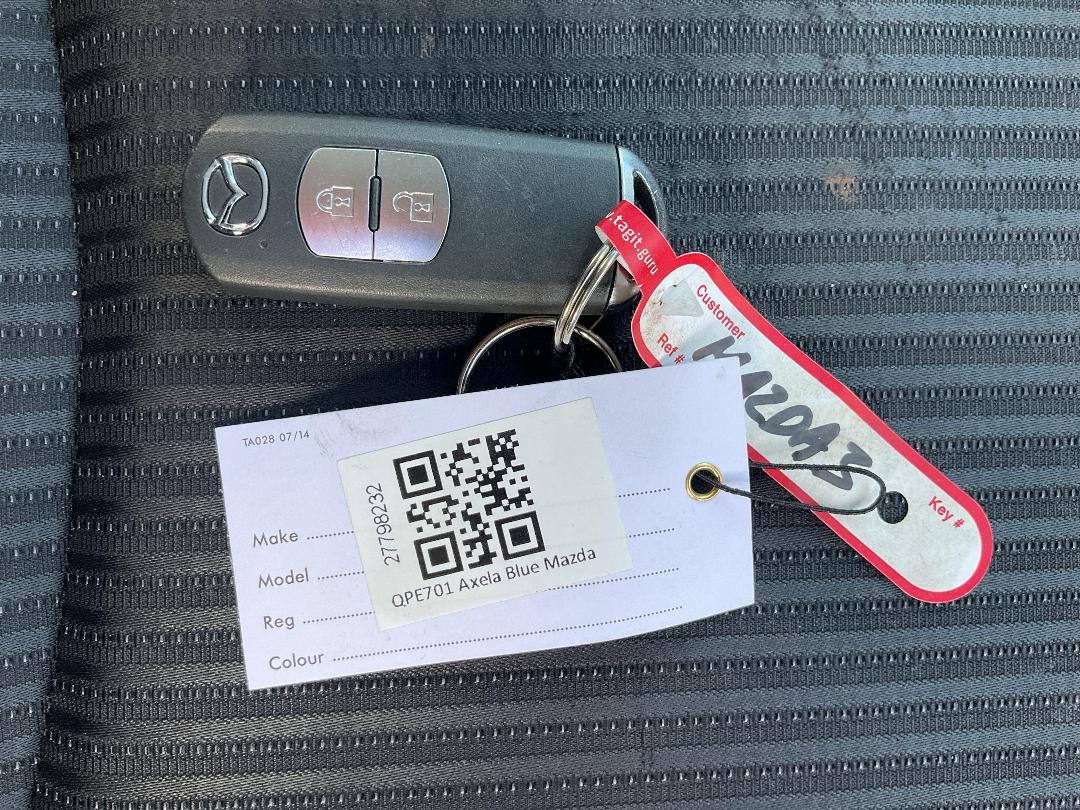 Photo '25' of Mazda Axela Photo '25' of Mazda Axela