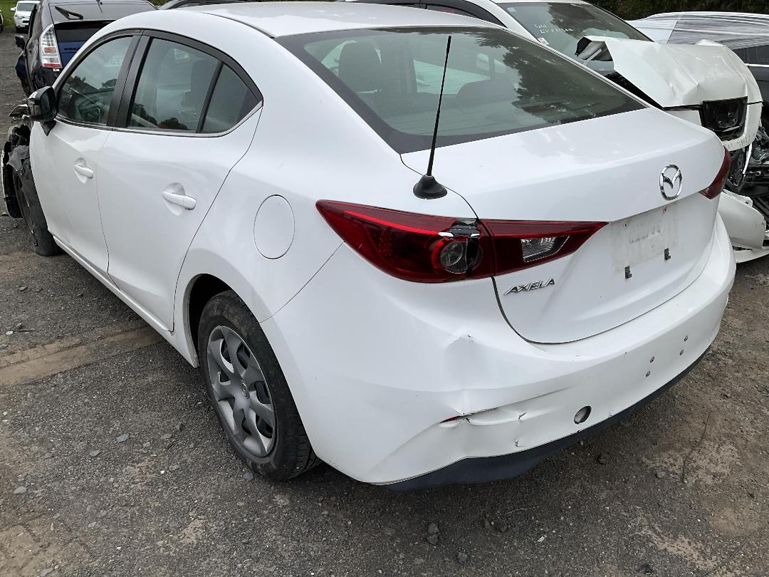 Photo '3' of Mazda Axela