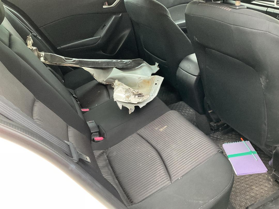 Photo '14' of Mazda Axela