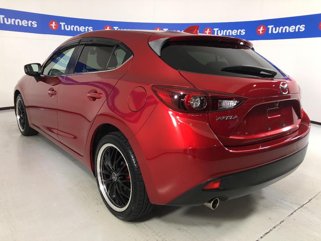 Photo '5' of Mazda Axela