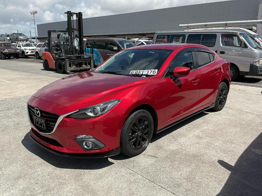 Photo '4' of Mazda Axela Photo '4' of Mazda Axela