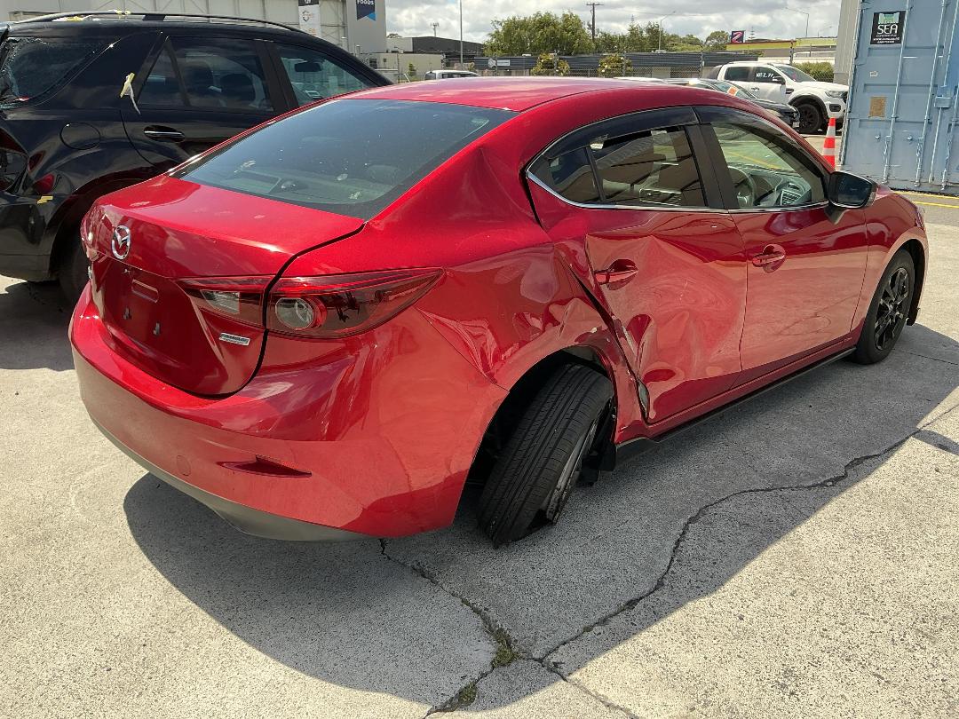 Photo '9' of Mazda Axela Photo '9' of Mazda Axela