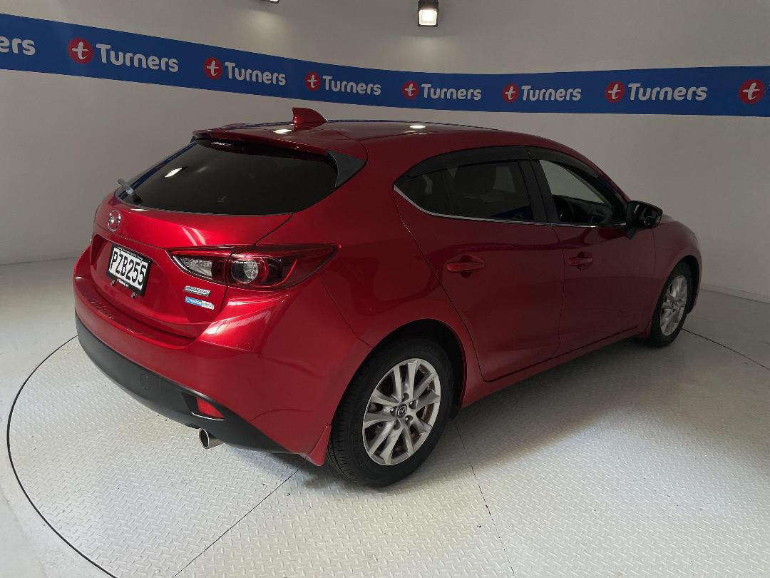 Photo '7' of Mazda Axela Photo '7' of Mazda Axela