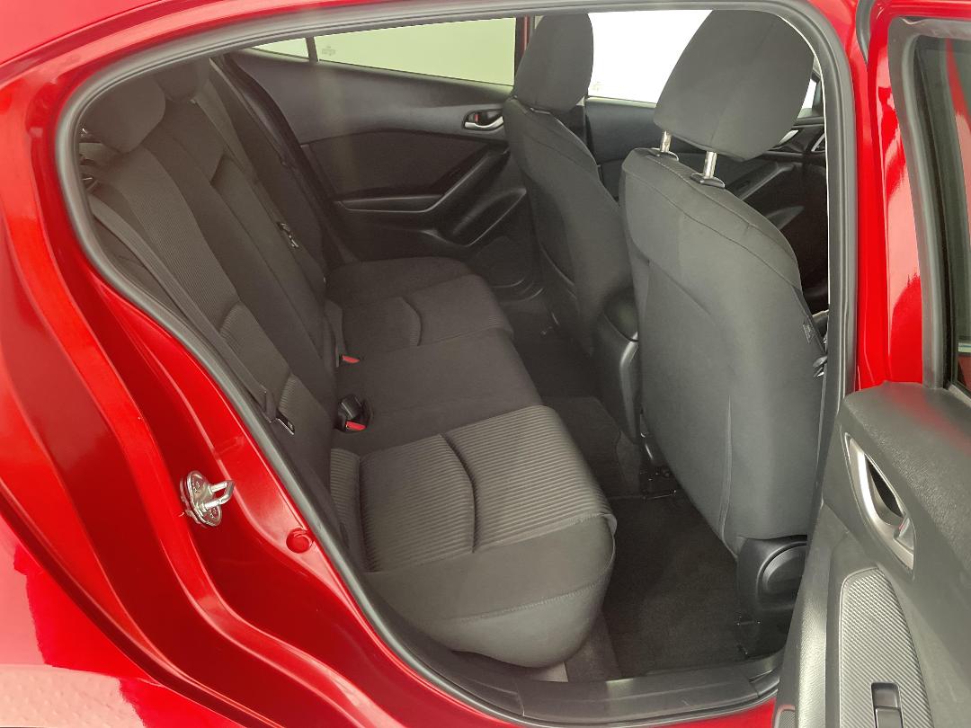 Photo '20' of Mazda Axela Photo '20' of Mazda Axela