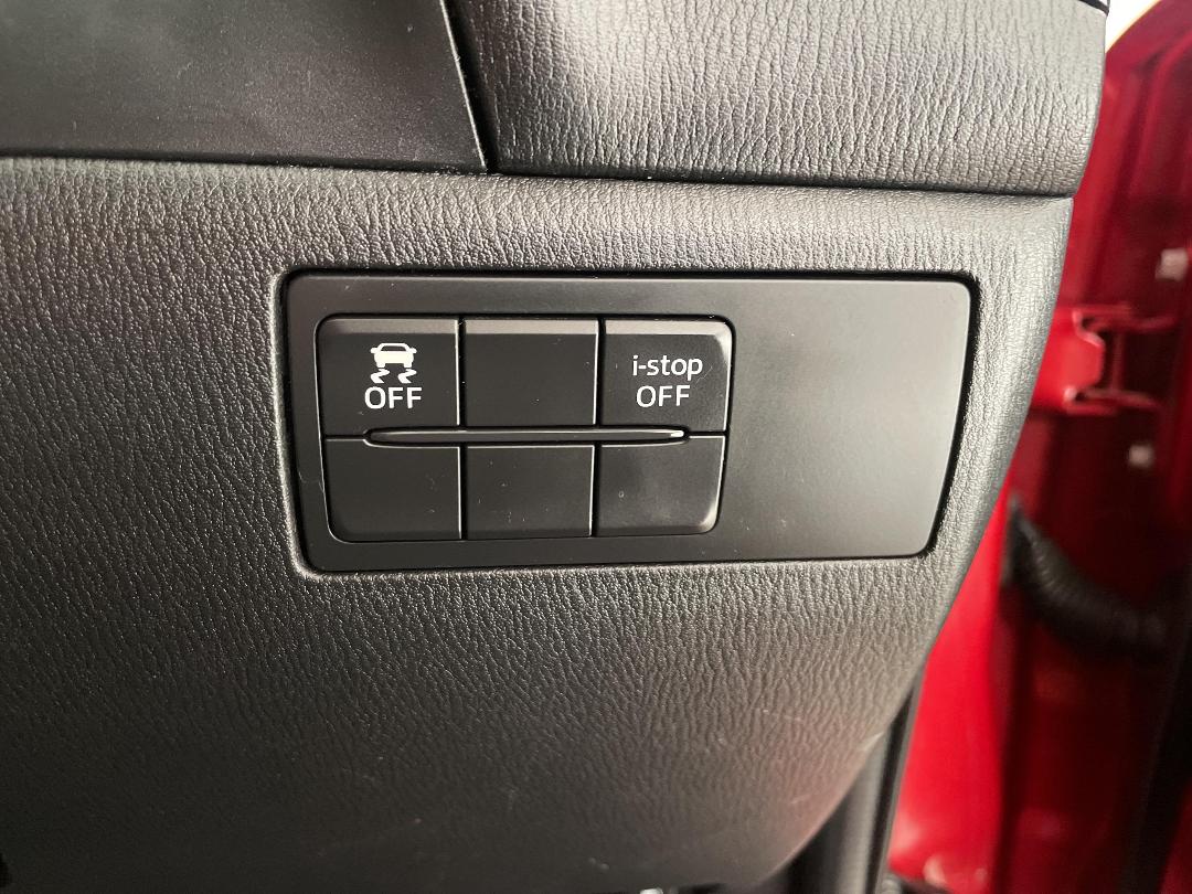 Photo '25' of Mazda Axela Photo '25' of Mazda Axela