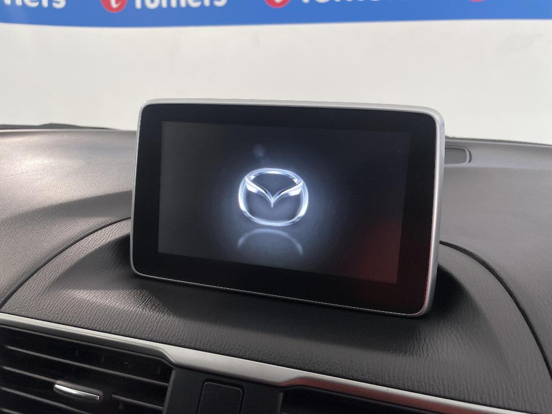 Photo '28' of Mazda Axela Photo '28' of Mazda Axela