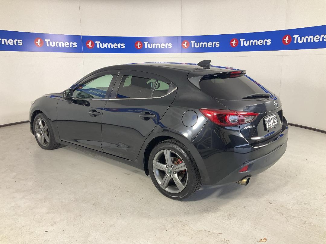 Photo '5' of Mazda Axela