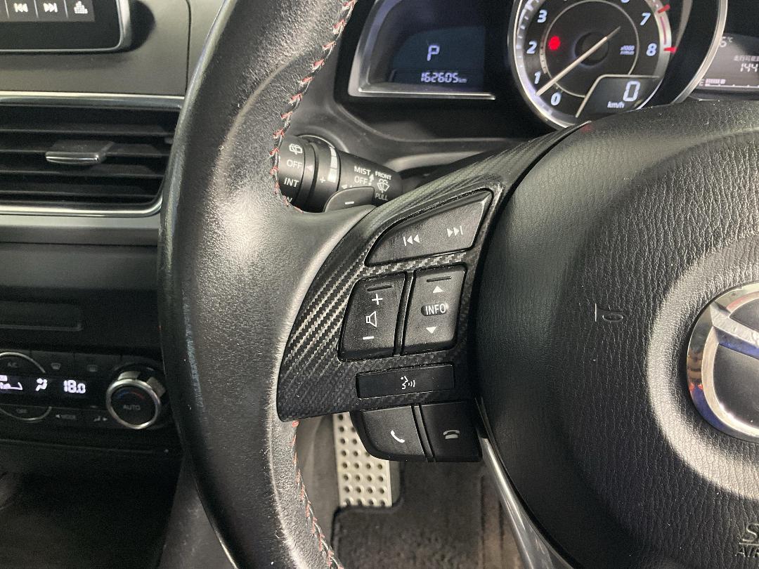 Photo '26' of Mazda Axela