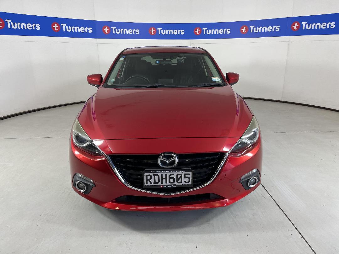 Photo '2' of Mazda Axela Photo '2' of Mazda Axela