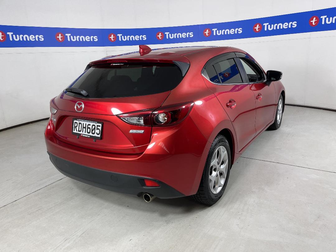 Photo '7' of Mazda Axela Photo '7' of Mazda Axela