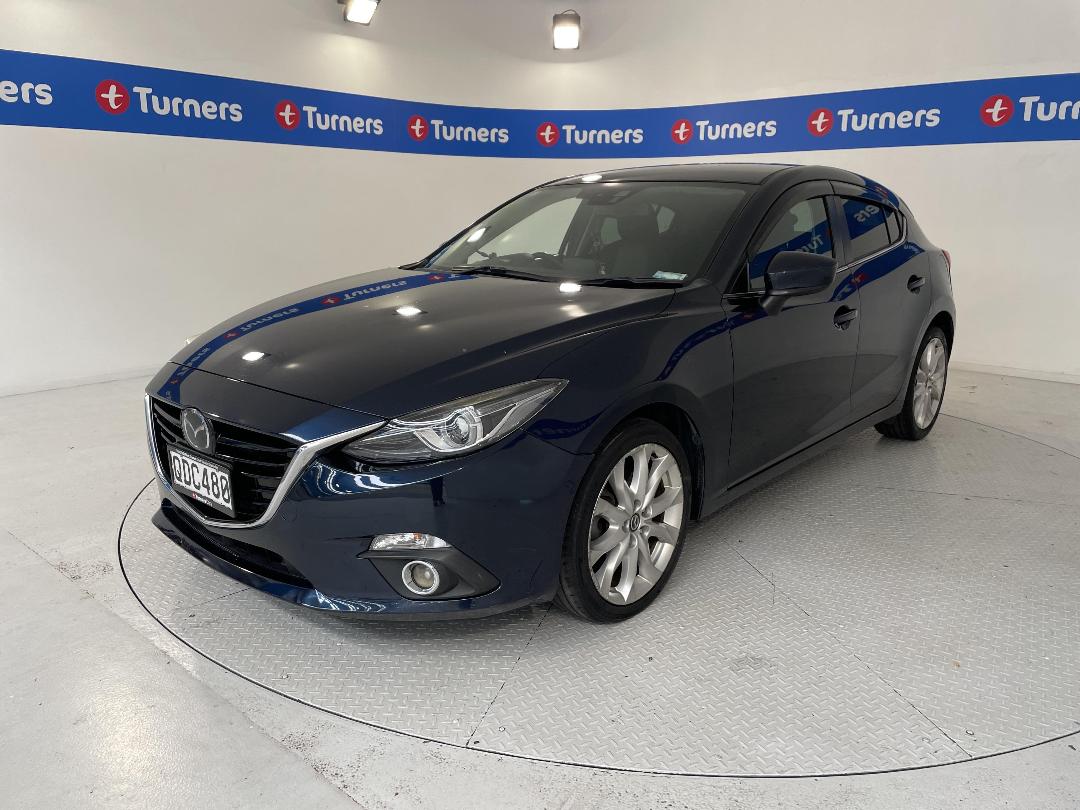 Photo '4' of Mazda Axela