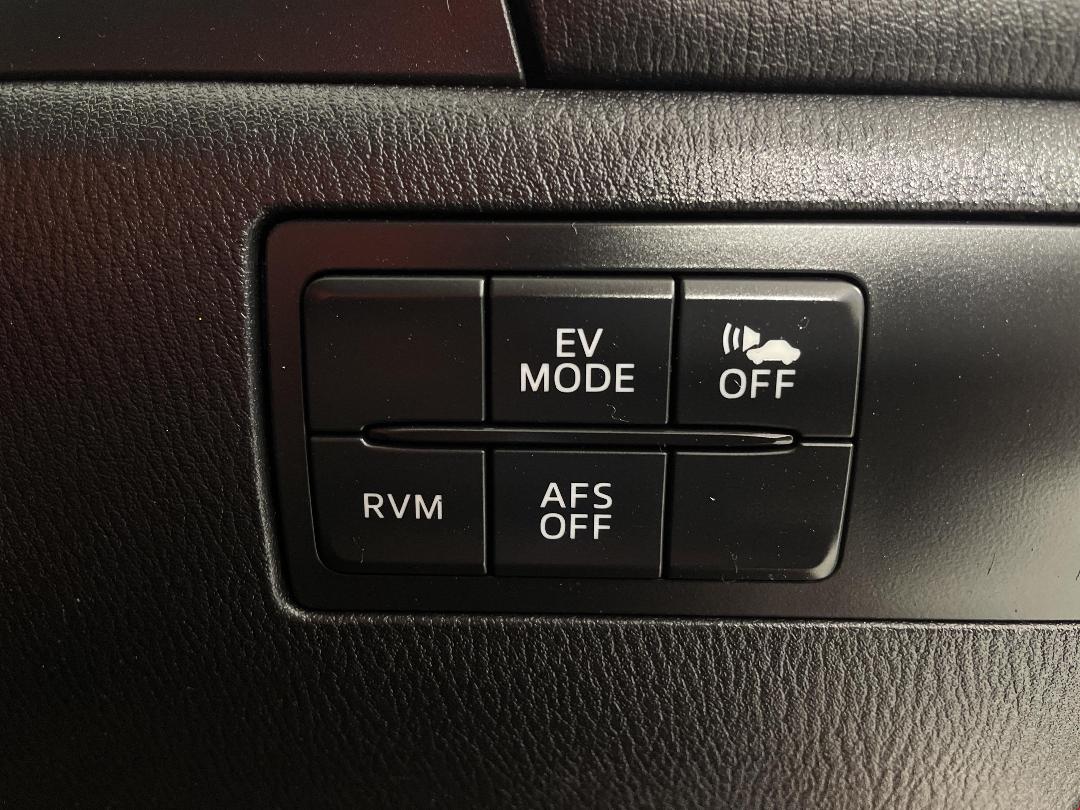 Photo '24' of Mazda Axela