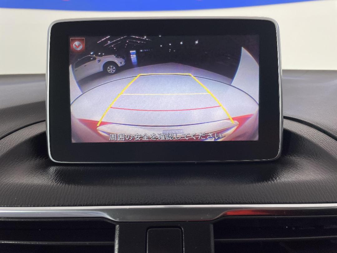 Photo '28' of Mazda Axela