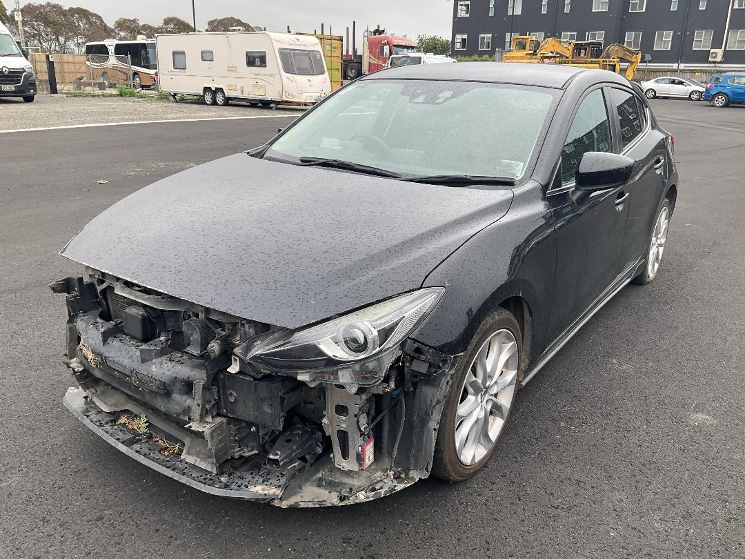 Photo '3' of Mazda Axela Sport