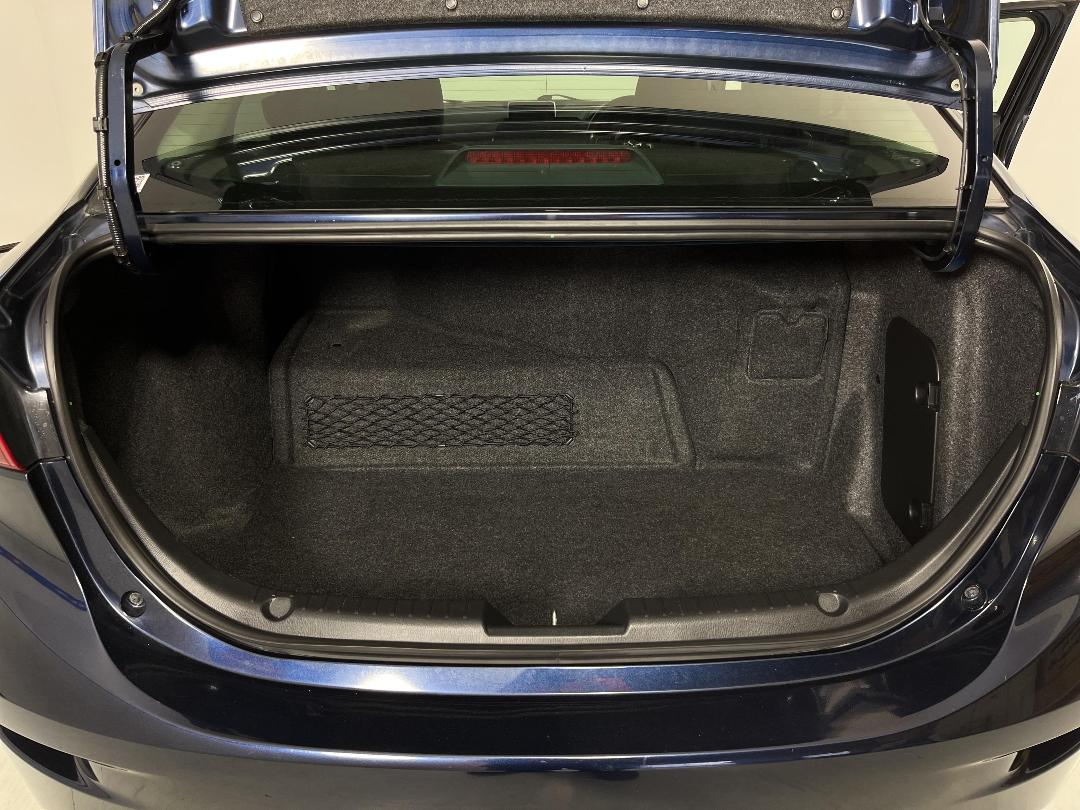 Photo '14' of Mazda Axela