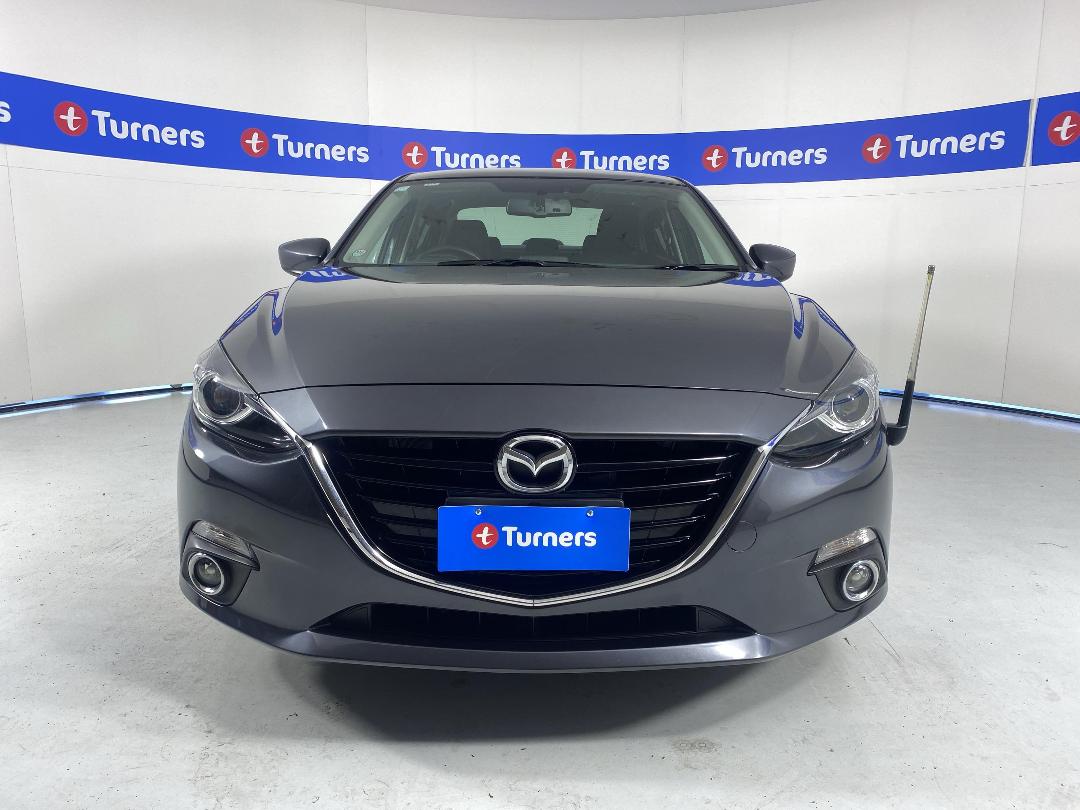 Photo '2' of Mazda Axela