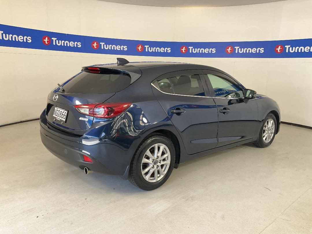 Photo '7' of Mazda Axela Photo '7' of Mazda Axela