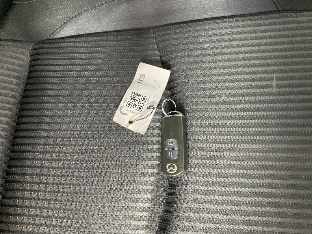 Photo '22' of Mazda Axela Photo '22' of Mazda Axela