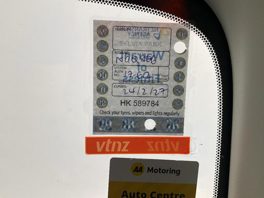 Photo '24' of Mazda Axela Photo '24' of Mazda Axela