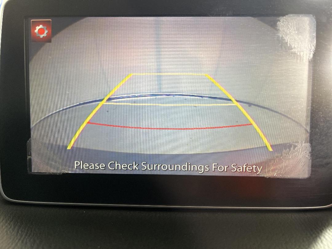 Photo '23' of Mazda Axela