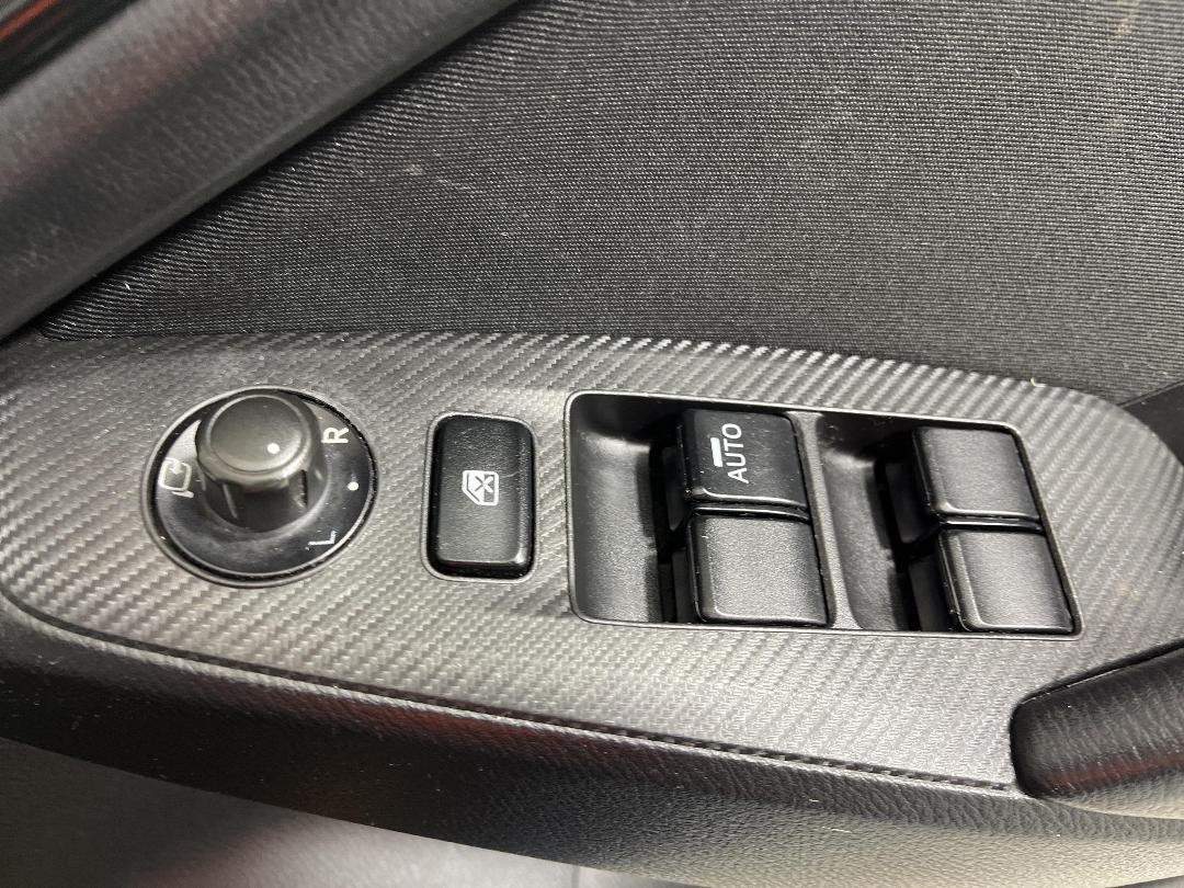 Photo '25' of Mazda Axela