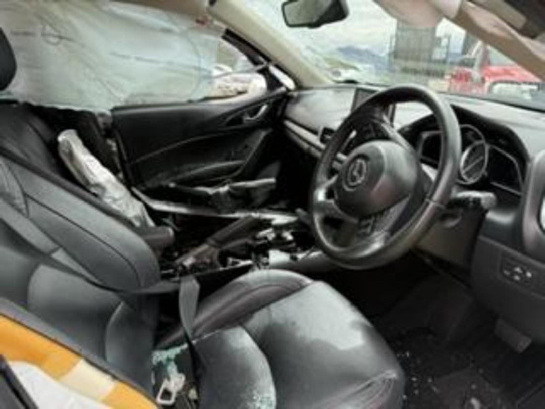 Photo '3' of Mazda Axela Photo '3' of Mazda Axela