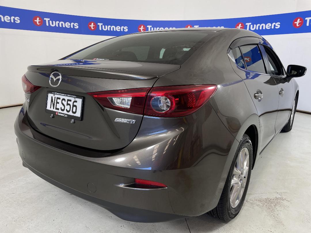 Photo '7' of Mazda Axela