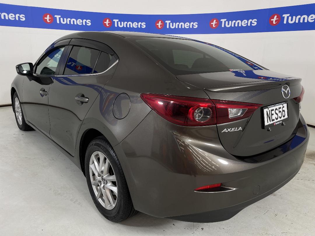 Photo '5' of Mazda Axela