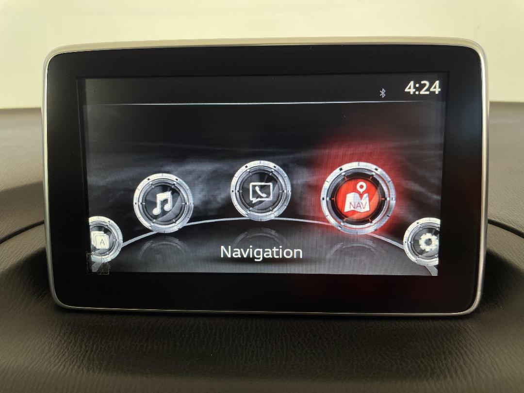 Photo '24' of Mazda Axela