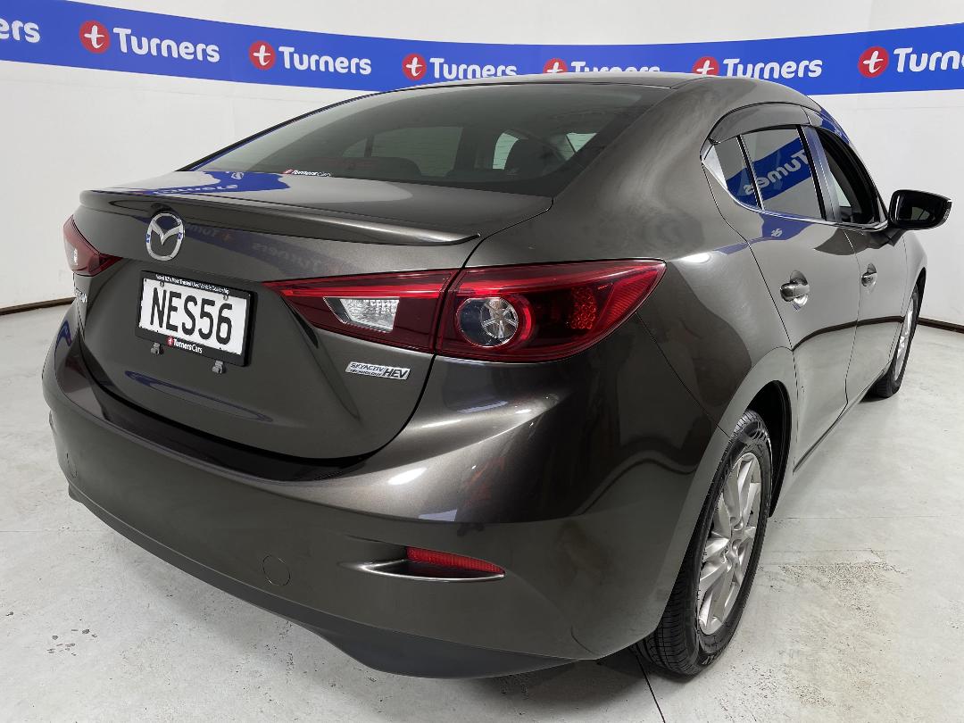 Photo '7' of Mazda Axela