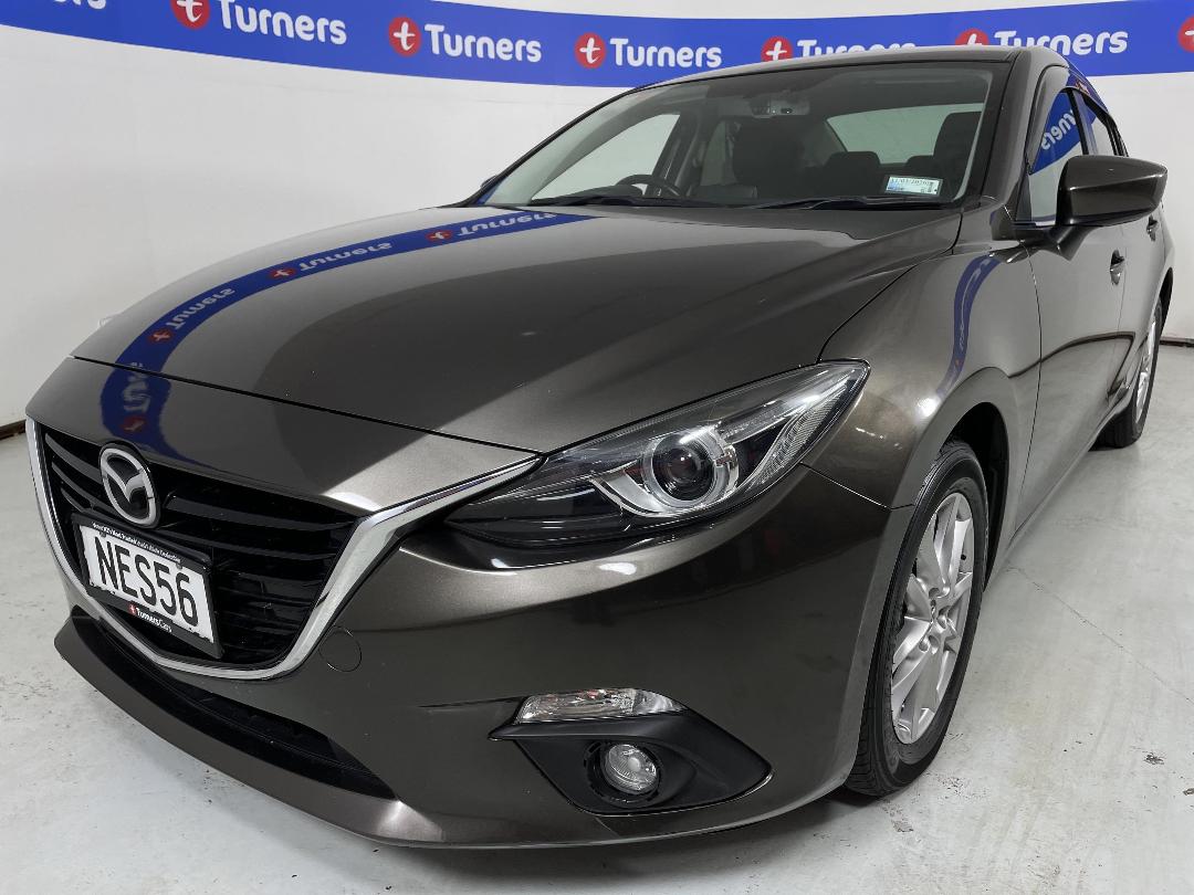 Photo '4' of Mazda Axela