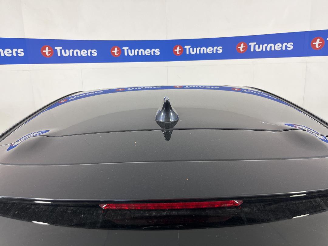 Photo '28' of Mazda Axela