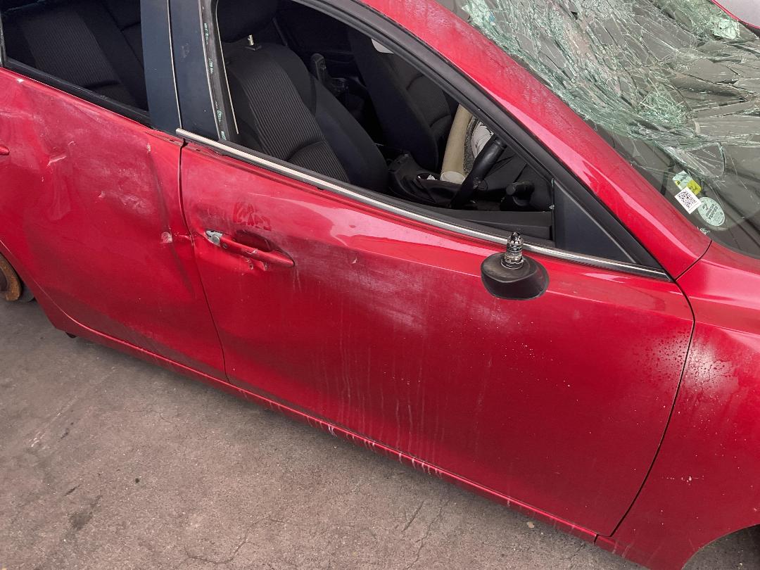 Photo '3' of Mazda Axela