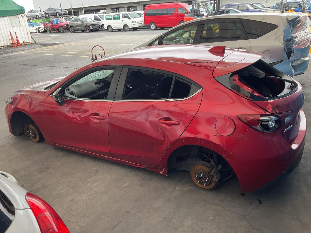 Photo '9' of Mazda Axela