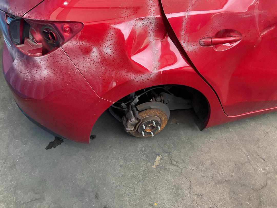 Photo '13' of Mazda Axela